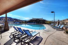 Canyon Cove at Coral Ridge 4239 Golf Course, and Sand Hollow Reservoir